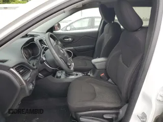 2019 Jeep Cherokee Latitude with VIN 1C4PJMCB2KD472342, listed as a Copart auction lot 60884805 with 33,017 mi miles and Salvage title. Bid and sale history available at DreamBid. Image 7.