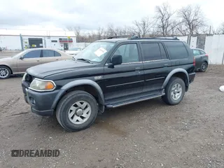 2000 Mitsubishi Montero Sport LS with VIN JA4LS31HXYP037471, listed as a IAAI auction lot 41820992 with 141,567 mi miles. Bid and sale history available at carsss.com. Image 2.