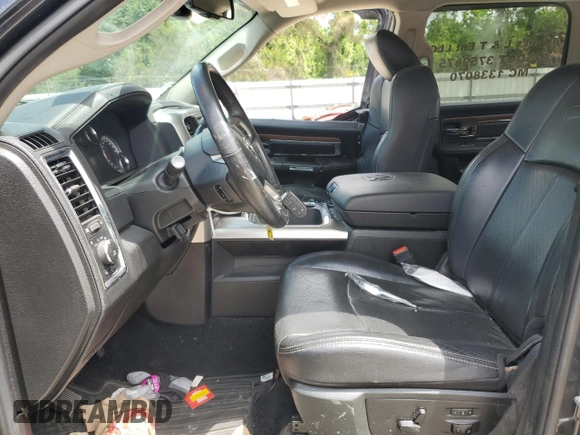 2018 Ram 2500 Laramie with VIN 3C6UR5KL0JG409826, listed as a Copart auction lot 59478665 with 262,261 mi miles and Salvage title. Bid and sale history available at DreamBid. Image 7.
