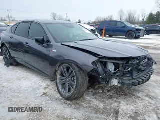 2022 Acura TLX w/A-Spec Package with VIN 19UUB6F5XNA000186, listed as a IAAI auction lot 41252122 with 5 mi miles and . Bid and sale history available at DreamBid. Image 1.