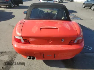 2002 BMW Z3 2.5i with VIN 4USCN33402LM06922, listed as a Copart auction lot 73521204 with 131,823 mi miles and Clean Title. Bid and sale history available at carsss.com. Image 6.