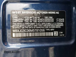 2021 BMW X1 xDrive28i z VIN WBXJG9C06M5T81056, wystawiony jako Copart lot #48388235 z przebiegiem 64 863 mil mil oraz Szkoda całkowita • Salvage title. Historia ofert i sprzedaży dostępna na DreamBid. Obrazek 13.