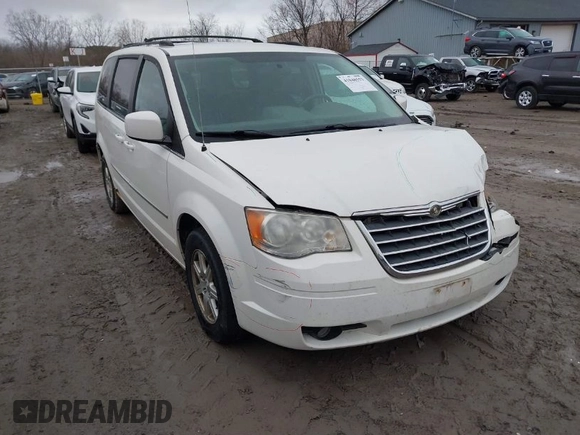 2010 Chrysler Town & Country Touring with VIN 2A4RR5D19AR441155, listed as a IAAI auction lot 41848553 with 197,088 mi miles. Bid and sale history available at carsss.com. Image 1.