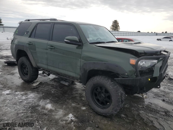 2022 Toyota 4Runner TRD Off Road Premium with VIN JTERU5JR8N6036993, listed as a Copart auction lot 45885305 with 30,414 mi miles and Salvage Title. Bid and sale history available at carsss.com. Image 4.