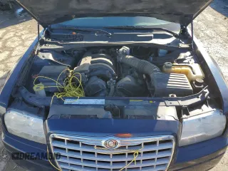 2005 Chrysler 300 300 z VIN 2C3JA43R15H636551, wystawiony jako Copart lot #42165655 z przebiegiem Nie podano mil oraz Nie do naprawy • Non repairable. Historia ofert i sprzedaży dostępna na DreamBid. Obrazek 11.