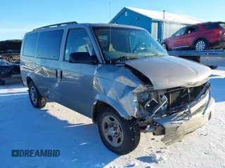 2004 Chevrolet Astro with VIN 1GNEL19X34B124333, listed as a IAAI auction lot 41538184 with 87,786 mi miles. Bid and sale history available at carsss.com. Image 1.