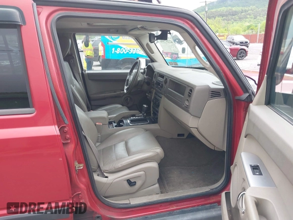 2006 Jeep Commander z VIN 1J8HG48K16C208870, wystawiony jako IAAI lot #42257594 z przebiegiem 147 581 mil mil oraz . Historia ofert i sprzedaży dostępna na DreamBid. Obrazek 5.