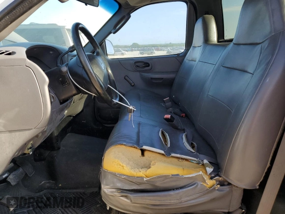 2003 Ford F-150 XL with VIN 2FTRF17W13CA77155, listed as a Copart auction lot 53272885 with 245,749 mi miles and Clean Title. Bid and sale history available at DreamBid. Image 7.