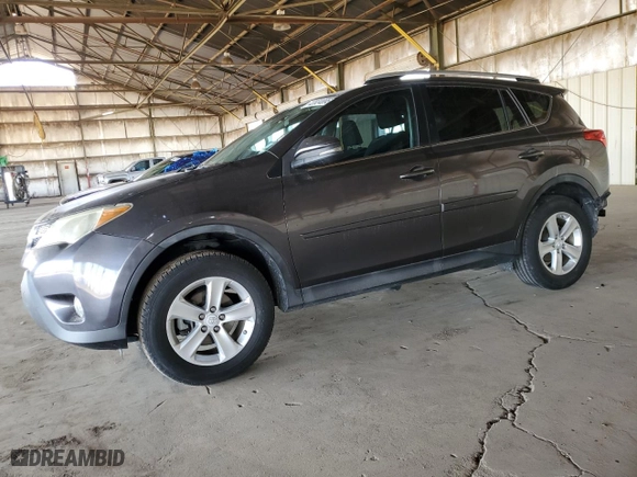 2013 Toyota RAV4 XLE with VIN 2T3WFREV6DW044815, listed as a Copart auction lot 42824895 with 125,093 mi miles and Salvage Title. Bid and sale history available at carsss.com. Image 1.