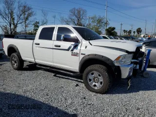 2018 Ram 2500 Tradesman with VIN 3C6UR5HJ4JG122074, listed as a Copart auction lot 47213695 with 221,538 mi miles and Salvage Title. Bid and sale history available at carsss.com. Image 4.