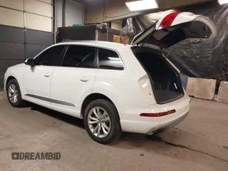 2017 Audi Q7 Premium with VIN WA1AAAF79HD033640, listed as a IAAI auction lot 40968863 with 111,260 mi miles and . Bid and sale history available at DreamBid. Image 3.