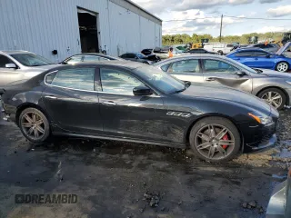 2018 Maserati Quattroporte S Q4 z VIN ZAM56YRA5J1286580, wystawiony jako Copart lot #71858884 z przebiegiem 27 339 mil mil oraz Szkoda całkowita • Salvage title. Historia ofert i sprzedaży dostępna na DreamBid. Obrazek 4.