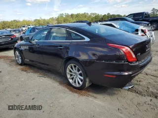 2013 Jaguar XJ z VIN SAJWA1C75D8V54004, wystawiony jako Copart lot #76922464 z przebiegiem 107 175 mil mil oraz Szkoda całkowita • Salvage title. Historia ofert i sprzedaży dostępna na DreamBid. Obrazek 2.