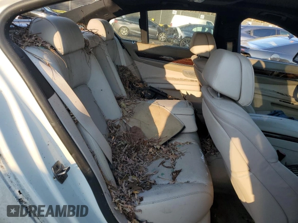 2013 BMW 7 Series 750i with VIN WBAYA8C50DC996469, listed as a Copart auction lot 41450395 with 17,504 mi miles and Non repairable. Bid and sale history available at DreamBid. Image 10.