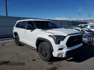 2024 Toyota Sequoia SR5 with VIN 7SVAAABA4RX024759, listed as a Copart auction lot 47140285 with 0 mi miles and Salvage Title. Bid and sale history available at carsss.com. Image 4.