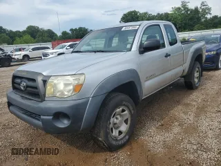 2007 Toyota Tacoma PreRunner z VIN 5TETU62NX7Z345060, wystawiony jako Copart lot #60487865 z przebiegiem 167 859 mil mil oraz Czysty tytuł • Clean title. Historia ofert i sprzedaży dostępna na DreamBid. Obrazek 1.