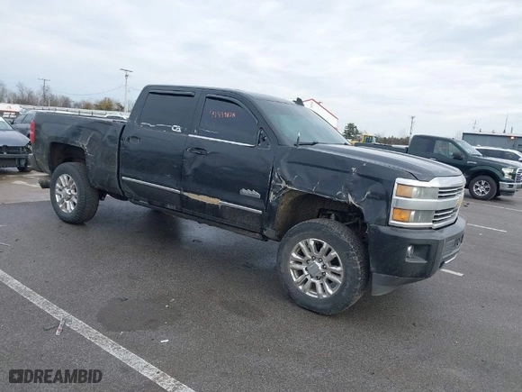 2015 Chevrolet Silverado 2500HD Built After Aug 14 High Country with VIN 1GC1KXE84FF536963, listed as a IAAI auction lot 41439878 with 191,471 mi miles. Bid and sale history available at carsss.com. Image 1.