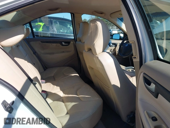 2004 Volvo S60 с VIN YV1RS61T042316578, выставлен на аукционе IAAI как лот 41649503 с пробегом 75 659 миль миль и . История ставок и продаж доступна на DreamBid. Изображение 8.