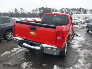 2012 Chevrolet Silverado 1500 LT with VIN 1GCRCSE07CZ275383, listed as a IAAI auction lot 41535037 with 56,479 mi miles. Bid and sale history available at carsss.com. Image 4.