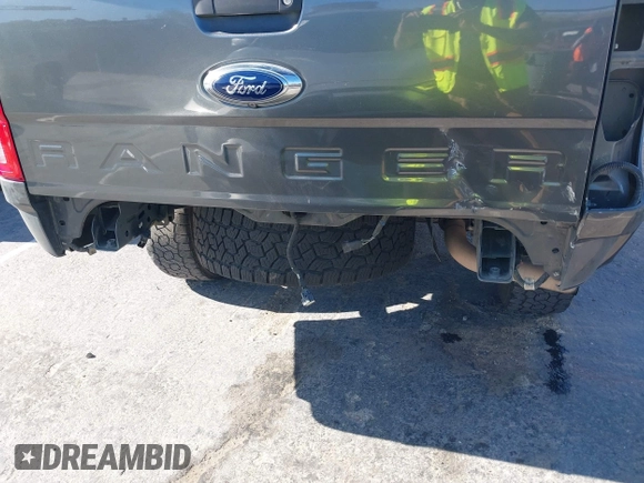 2019 Ford Ranger XL z VIN 1FTER4EH4KLA23395, wystawiony jako IAAI lot #42382934 z przebiegiem 204 361 mil mil oraz . Historia ofert i sprzedaży dostępna na DreamBid. Obrazek 6.