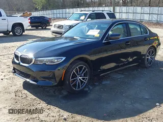 2020 BMW 3 Series 330i xDrive with VIN 3MW5R7J05L8B35758, listed as a IAAI auction lot 41680239 with 1 mi miles. Bid and sale history available at carsss.com. Image 21.