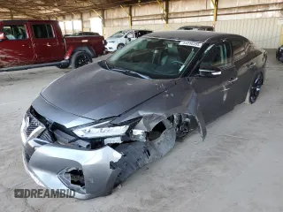 2020 Nissan Maxima SV z VIN 1N4AA6CV9LC361067, wystawiony jako Copart lot #54240395 z przebiegiem 86 616 mil mil oraz Szkoda całkowita • Salvage title. Historia ofert i sprzedaży dostępna na DreamBid. Obrazek 1.