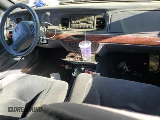 2000 Mercury Grand Marquis LS z VIN 2MEFM75W7YX626483, wystawiony jako Copart lot #54868355 z przebiegiem 233 985 mil mil oraz Tytuł czysty. Historia ofert i sprzedaży dostępna na DreamBid. Obrazek 8.