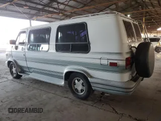 1992 Chevrolet Chevy Van z VIN 1GBEG25K3N7110762, wystawiony jako Copart lot #81037964 z przebiegiem 202 599 mil mil oraz Czysty tytuł • Clean title. Historia ofert i sprzedaży dostępna na DreamBid. Obrazek 2.