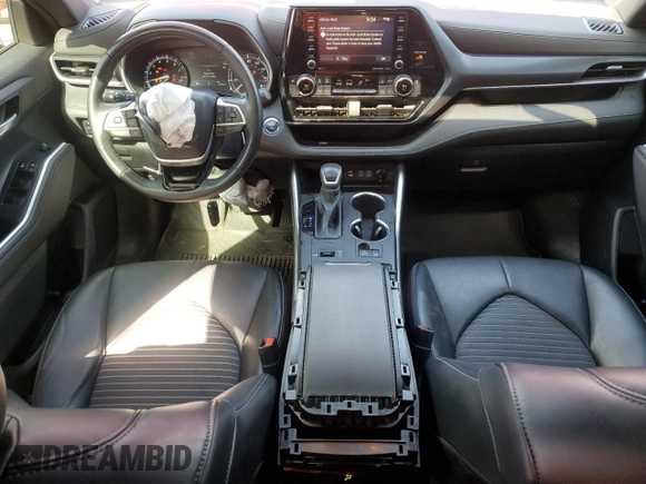 2022 Toyota Highlander XSE with VIN 5TDLZRAH7NS131474, listed as a Copart auction lot 51519625 with 74,070 mi miles and Salvage title. Bid and sale history available at DreamBid. Image 8.