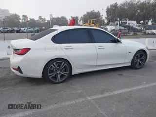 2022 BMW 3 Series 330e with VIN 3MW5P7J04N8C40865, listed as a IAAI auction lot 41635704 with 44,929 mi miles. Bid and sale history available at carsss.com. Image 13.