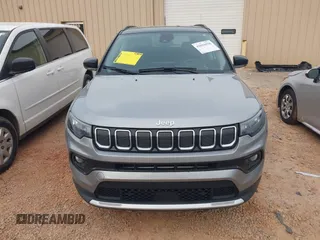 2022 Jeep Compass High Altitude with VIN 3C4NJDCB7NT126888, listed as a IAAI auction lot 42016938 with 46,924 mi miles and . Bid and sale history available at carsss.com. Image 13.