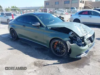 2020 Mercedes-Benz C 63 S AMG z VIN WDDWJ8HB7LF968504, wystawiony jako IAAI lot #42139661 z przebiegiem 44 586 mil mil oraz . Historia ofert i sprzedaży dostępna na DreamBid. Obrazek 1.