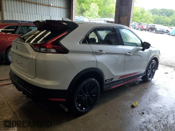 2024 Mitsubishi Eclipse Cross LE with VIN JA4ATVAA7RZ046671, listed as a Copart auction lot 58502555 with 26,438 mi miles and Salvage title. Bid and sale history available at DreamBid. Image 3.