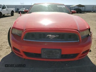 2013 Ford Mustang V6 with VIN 1ZVBP8AM5D5227503, listed as a Copart auction lot 61601645 with 155,178 mi miles and Salvage title. Bid and sale history available at DreamBid. Image 5.