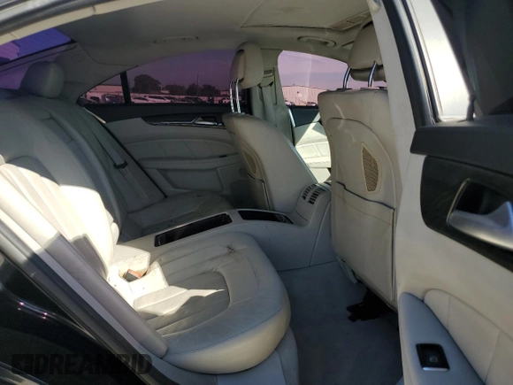 2013 Mercedes-Benz CLS 550 with VIN WDDLJ9BB7DA083512, listed as a Copart auction lot 72333244 with 102,614 mi miles and Salvage Title. Bid and sale history available at DreamBid. Image 10.