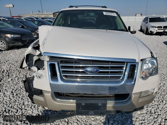 2010 Ford Explorer Eddie Bauer z VIN 1FMEU7E87AUA08880, wystawiony jako Copart lot #50933215 z przebiegiem 148 309 mil mil oraz Szkoda całkowita • Salvage title. Historia ofert i sprzedaży dostępna na DreamBid. Obrazek 5.