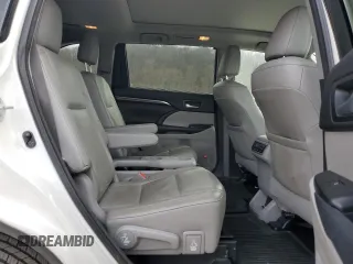 2016 Toyota Highlander Hybrid Limited with VIN 5TDDCRFH8GS017226, listed as a Copart auction lot 42596544 with 148,217 mi miles. Bid and sale history available at carsss.com. Image 11.