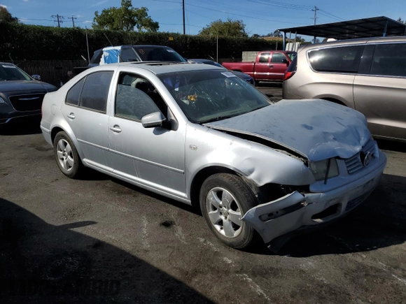 2003 Volkswagen Jetta Sedan GLS with VIN 3VWSK69M83M102477, listed as a Copart auction lot 78819264 with 251,394 mi miles and Salvage Title. Bid and sale history available at carsss.com. Image 4.