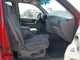 2002 Chevrolet TrailBlazer LTZ with VIN 1GNDT13S922399002, listed as a IAAI auction lot 42121421 with 266,842 mi miles and . Bid and sale history available at DreamBid. Image 5.