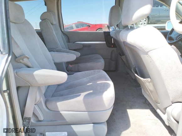 2007 Hyundai Entourage GLS with VIN KNDMC233276014564, listed as a Copart auction lot 50742973 with 109,163 mi miles and Non Repairable. Bid and sale history available at carsss.com. Image 11.