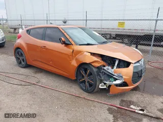 2015 Hyundai Veloster RE:FLEX with VIN KMHTC6AD8FU238345, listed as a IAAI auction lot 41549377 with 117,240 mi miles. Bid and sale history available at carsss.com. Image 1.
