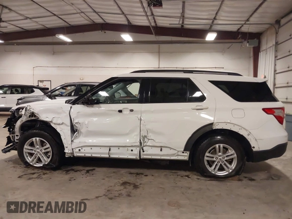 2022 Ford Explorer XLT z VIN 1FMSK8DH4NGB05636, wystawiony jako IAAI lot #42211545 z przebiegiem 55 366 mil mil oraz . Historia ofert i sprzedaży dostępna na DreamBid. Obrazek 15.