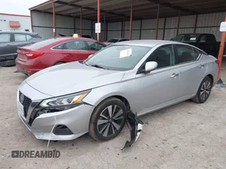 2022 Nissan Altima 2.5 SV with VIN 1N4BL4DV8NN384221, listed as a IAAI auction lot 41605869 with 67,177 mi miles. Bid and sale history available at carsss.com. Image 2.