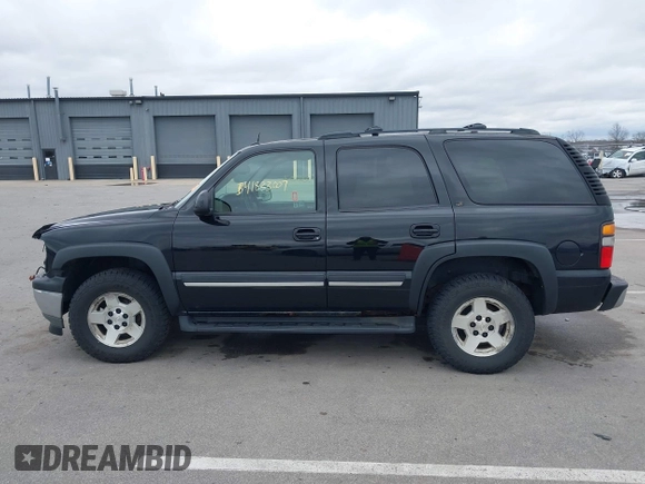 2005 Chevrolet Tahoe LS with VIN 1GNEK13TX5J179510, listed as a IAAI auction lot 41833007 with 192,402 mi miles. Bid and sale history available at carsss.com. Image 15.