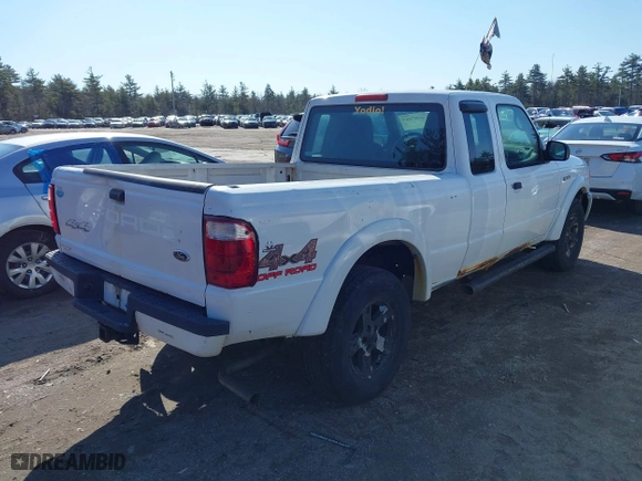 2005 Ford Ranger XLT with VIN 1FTZR45E75PA18244, listed as a IAAI auction lot 41997605 with 184,558 mi miles. Bid and sale history available at carsss.com. Image 4.