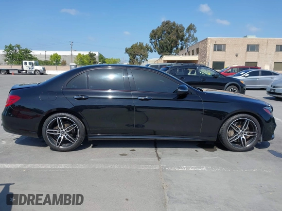 2020 Mercedes-Benz E 350 with VIN W1KZF8DB8LA827586, listed as a IAAI auction lot 42101098 with 66,661 mi miles and . Bid and sale history available at DreamBid. Image 13.