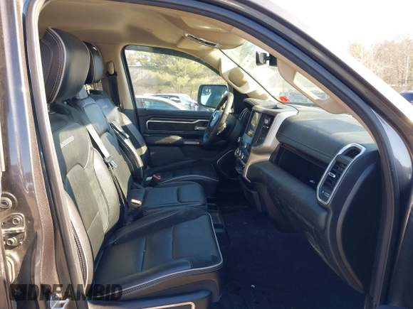 2019 Ram 1500 Laramie with VIN 1C6SRFDTXKN860913, listed as a IAAI auction lot 41356687 with 199,485 mi miles. Bid and sale history available at carsss.com. Image 5.