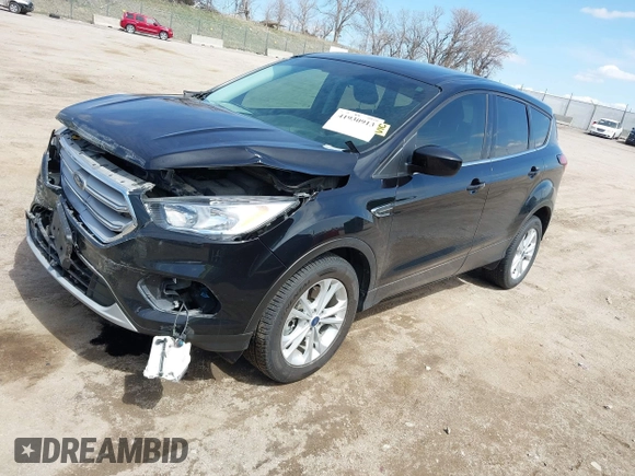 2019 Ford Escape SE z VIN 1FMCU9GDXKUB78598, wystawiony jako IAAI lot #41930913 z przebiegiem 111 284 mil mil oraz . Historia ofert i sprzedaży dostępna na DreamBid. Obrazek 2.