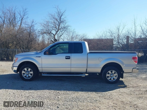 2011 Ford F-150 XL with VIN 1FTEX1CMXBFB22693, listed as a IAAI auction lot 41755565 with 123,982 mi miles. Bid and sale history available at carsss.com. Image 14.