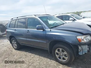 2005 Toyota Highlander z VIN JTEEP21A250089609, wystawiony jako IAAI lot #42266881 z przebiegiem 198 774 mil mil oraz . Historia ofert i sprzedaży dostępna na DreamBid. Obrazek 13.